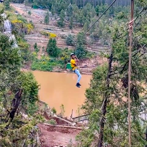 Chimp & Zee - Zipline Kuriftu Resort Entoto