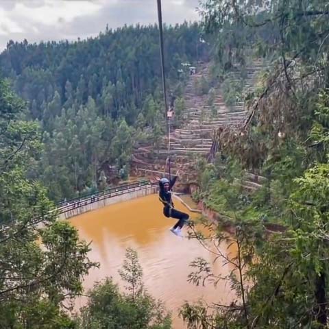 Chimp & Zee - Zipline Kuriftu Resort Entoto